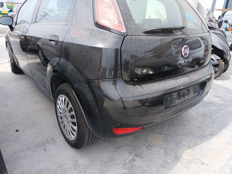Recambio de paragolpes trasero para fiat punto (199_) 1.3 d multijet referencia OEM IAM   