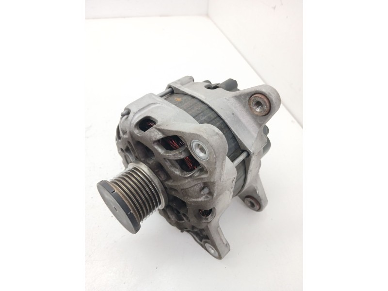 Recambio de alternador para renault captur i (j5_, h5_) 1.2 tce 120 referencia OEM IAM 231006677R  