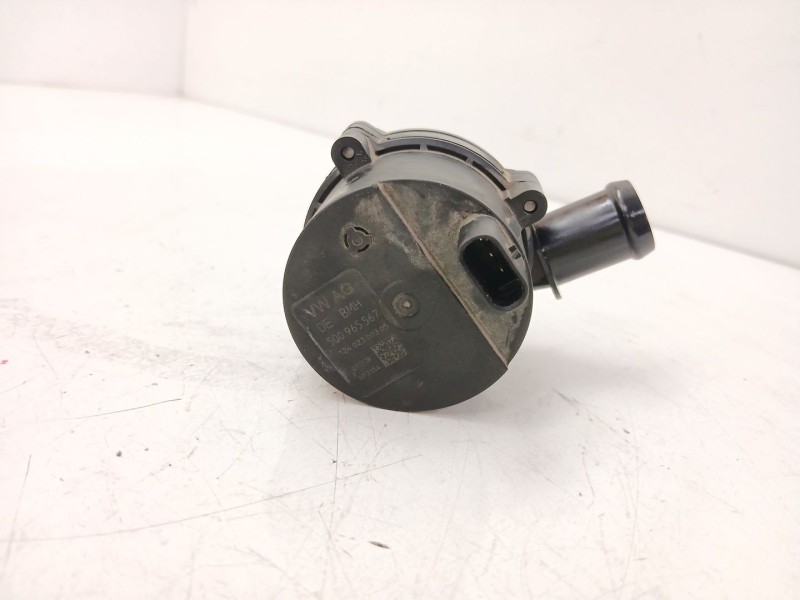 Recambio de bomba agua para jaguar e-pace (x540) 2.0 d180 awd referencia OEM IAM 5Q0965567  