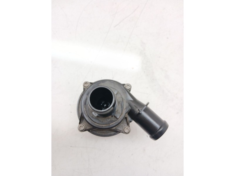 Recambio de bomba agua para jaguar e-pace (x540) 2.0 d180 awd referencia OEM IAM 5Q0965567  
