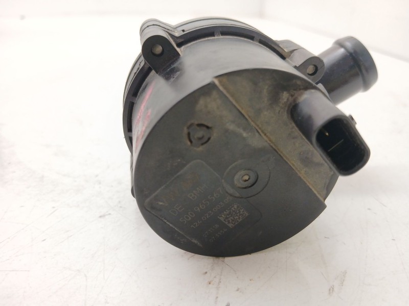 Recambio de bomba agua para jaguar e-pace (x540) 2.0 d180 awd referencia OEM IAM 5Q0965567  
							
