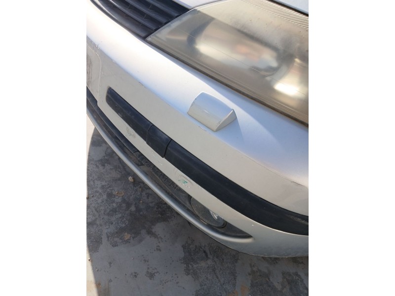 Recambio de paragolpes delantero para renault laguna ii (bg0/1_) 1.9 dci (bg08, bg0g) referencia OEM IAM   