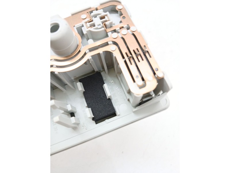 Recambio de luz interior para seat ibiza iv (6j5, 6p1) 1.2 referencia OEM IAM 3B0947105C  
							
