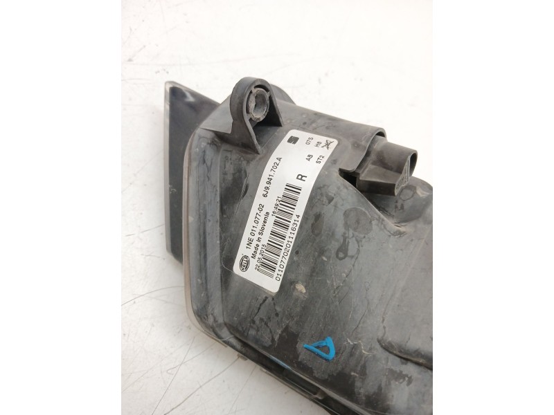 Recambio de faro antiniebla derecho para seat ibiza iv (6j5, 6p1) 1.2 referencia OEM IAM 6J9941702  