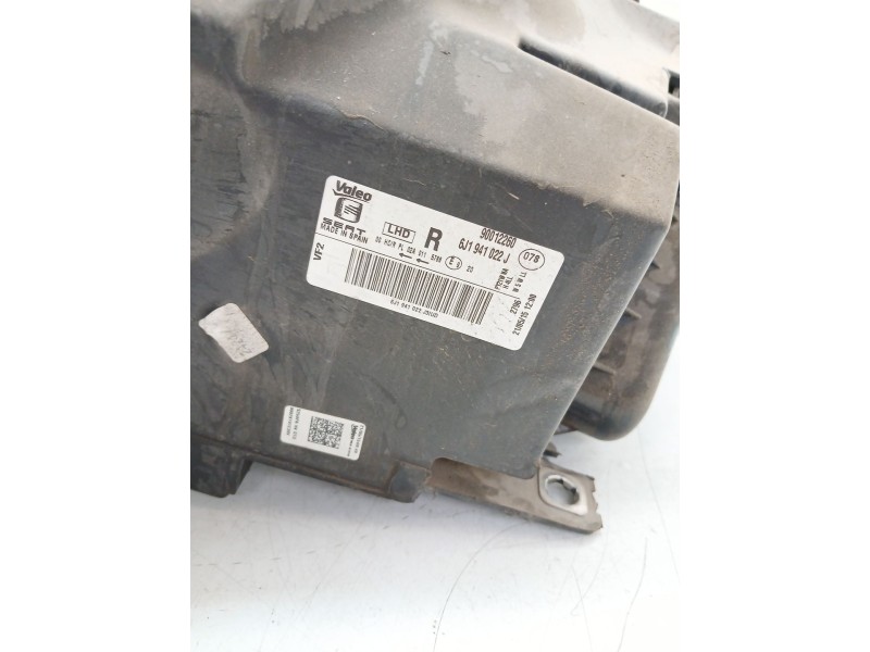 Recambio de faro derecho para seat ibiza iv (6j5, 6p1) 1.2 referencia OEM IAM 6J1941022J  
							