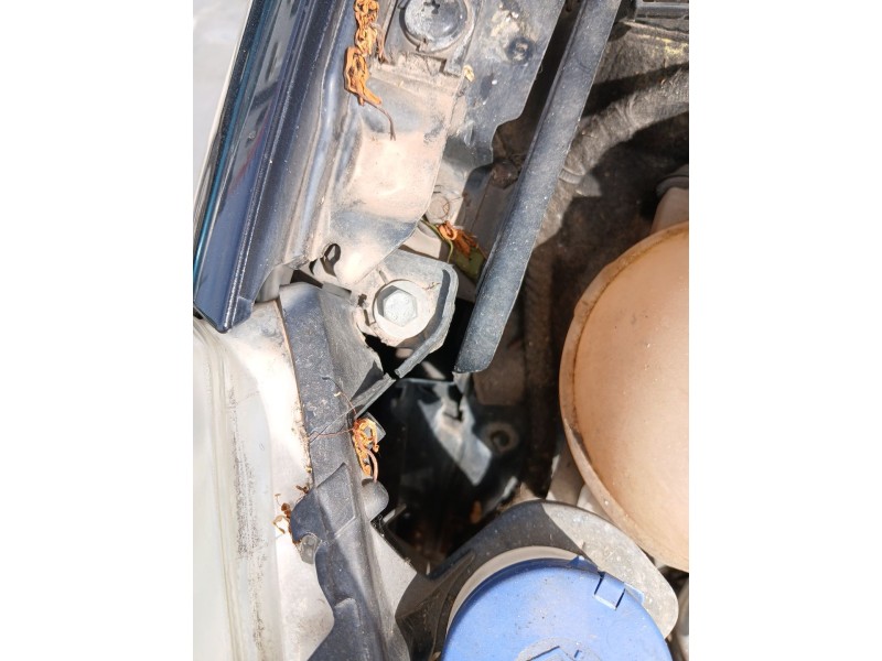 Recambio de faro derecho para peugeot 308 i (4a_, 4c_) 1.6 hdi referencia OEM IAM   