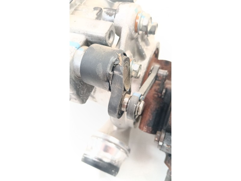 Recambio de turbocompresor para jaguar e-pace (x540) 2.0 d180 awd referencia OEM IAM G4D36K682AH  