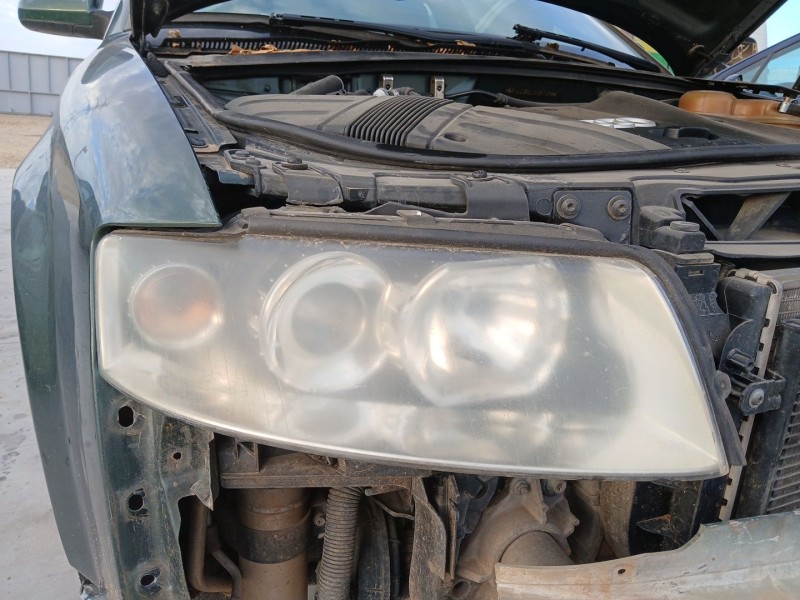 Recambio de faro derecho para audi a4 b6 (8e2) 1.8 t referencia OEM IAM   