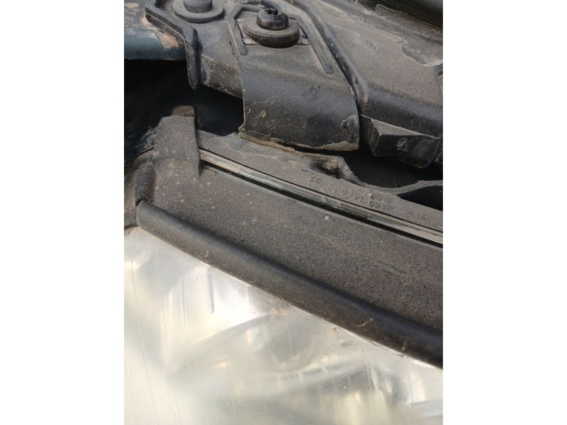 Recambio de faro derecho para audi a4 b6 (8e2) 1.8 t referencia OEM IAM   
							