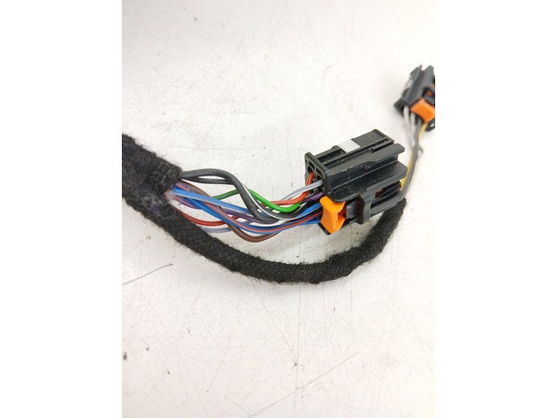 Recambio de retrovisor derecho para opel mokka 1.2 (76) referencia OEM IAM 983588689  
							