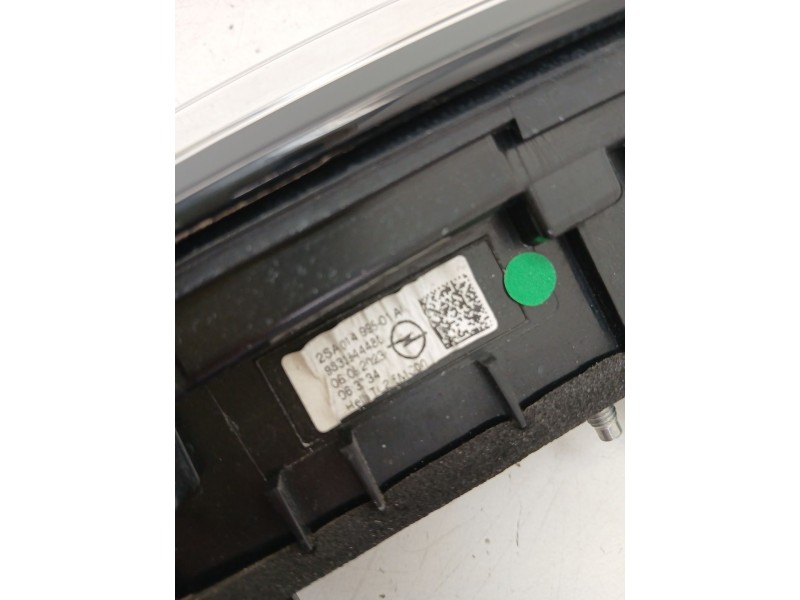 Recambio de piloto trasero izquierdo interior para opel mokka 1.2 (76) referencia OEM IAM 9833944480  