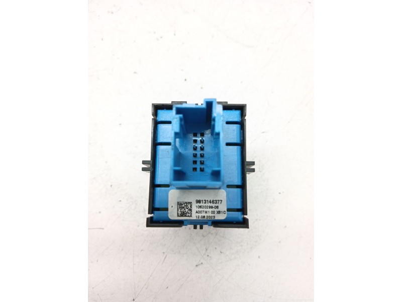 Recambio de freno de mano electrico para opel mokka 1.2 (76) referencia OEM IAM 9813146377  
							