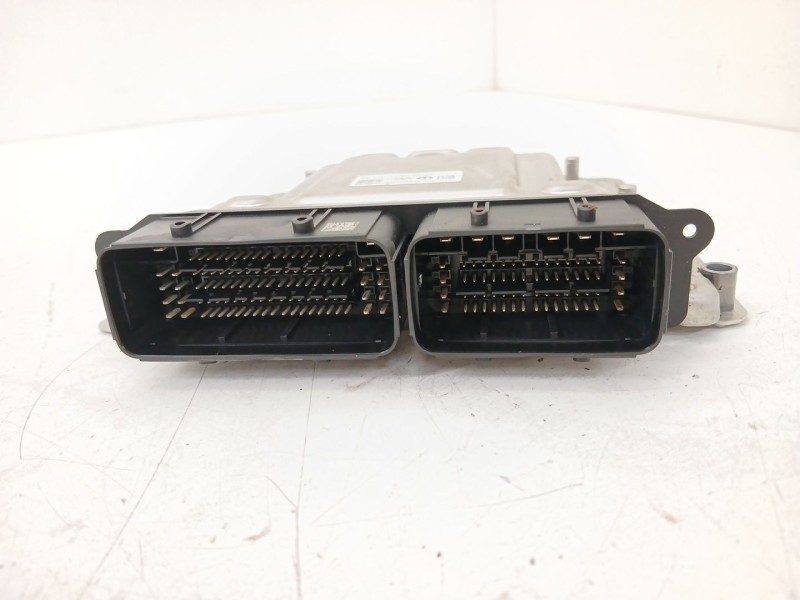 Recambio de centralita motor uce para opel mokka 1.2 (76) referencia OEM IAM 9858323580  