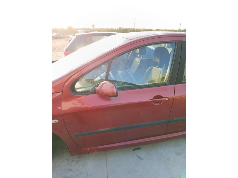Recambio de puerta delantera izquierda para peugeot 307 (3a/c) 1.6 hdi referencia OEM IAM   