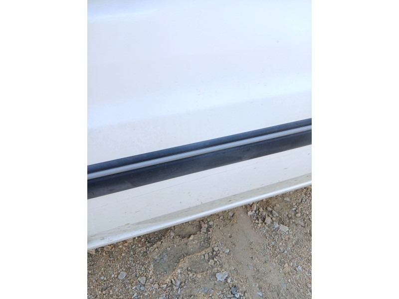 Recambio de puerta delantera derecha para peugeot 106 ii (1a_, 1c_) 1.1 i referencia OEM IAM   