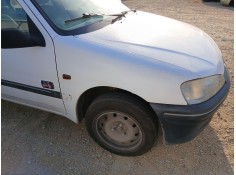 Recambio de aleta delantera derecha para peugeot 106 ii (1a_, 1c_) 1.1 i referencia OEM IAM   