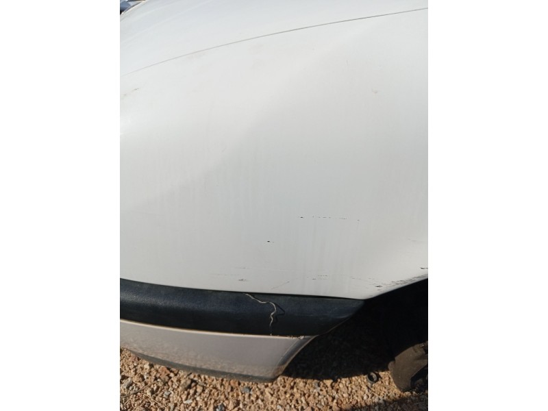Recambio de aleta delantera izquierda para opel vectra a (j89) 2.0 i (f19, m19) referencia OEM IAM   
							