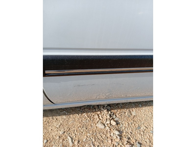 Recambio de puerta trasera izquierda para opel vectra a (j89) 2.0 i (f19, m19) referencia OEM IAM   