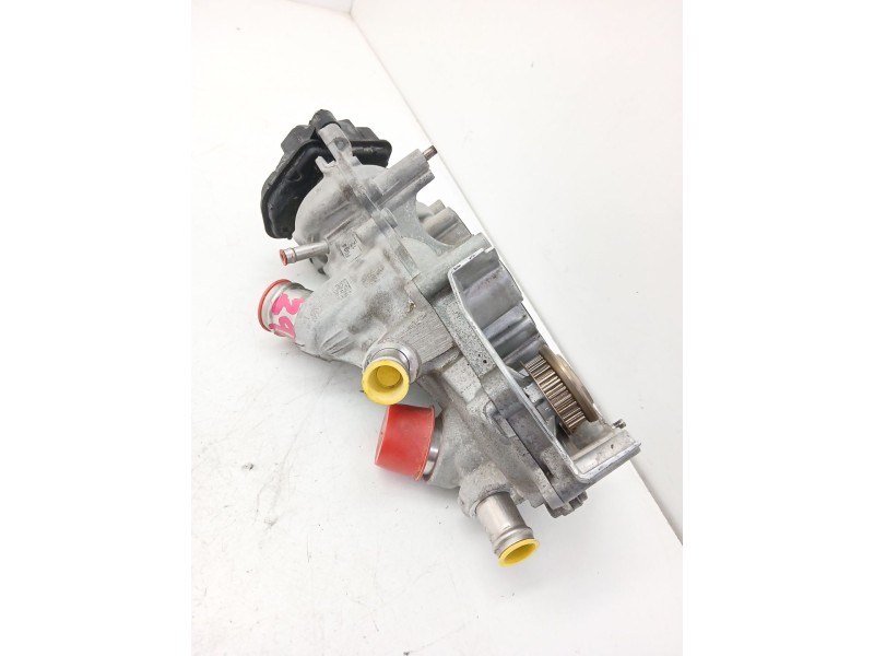 Recambio de bomba agua para seat leon (5f1) 1.5 tsi referencia OEM IAM 05E121117  