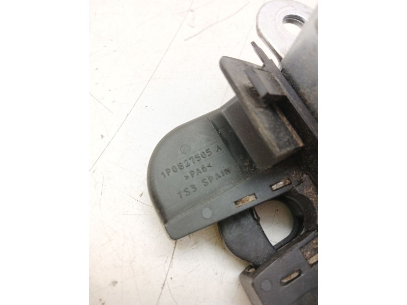 Recambio de cerradura maletero / porton para seat leon (1p1) 1.4 tsi referencia OEM IAM 1P0827505A  
							