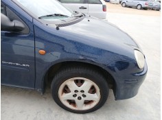 Recambio de aleta delantera derecha para chrysler neon ii 2.0 16v referencia OEM IAM   