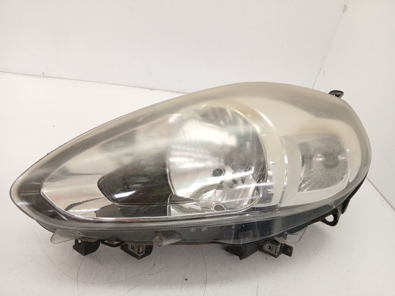 Recambio de faro izquierdo para fiat punto (199_) 1.3 d multijet referencia OEM IAM 519371430  