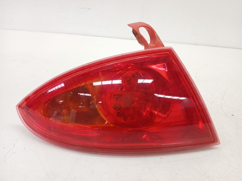 Recambio de piloto trasero izquierdo para seat leon (1p1) 1.4 tsi referencia OEM IAM 084451917L  