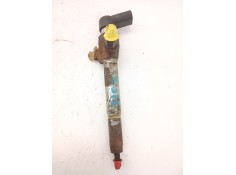 Recambio de inyector para renault megane ii berlina 5p 1.5 dci diesel referencia OEM IAM 166009445T  