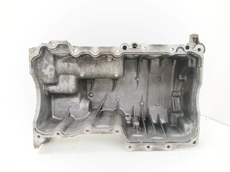 Recambio de carter para jaguar e-pace (x540) 2.0 d180 awd referencia OEM IAM G4D36706DB  