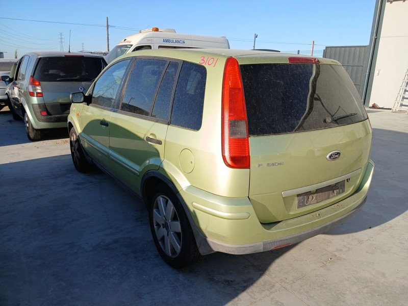 ford fusion (ju_) del año 2005
							