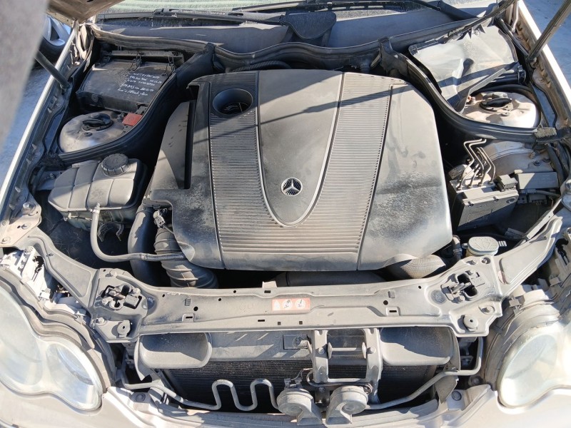 mercedes-benz clase c (w203) del año 2004