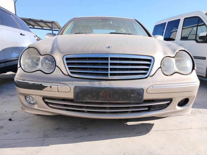 Recambio de paragolpes delantero para mercedes-benz clase c (w203) c 220 cdi (203.008) referencia OEM IAM   
