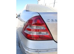 Recambio de piloto trasero izquierdo para mercedes-benz clase c (w203) c 220 cdi (203.008) referencia OEM IAM   