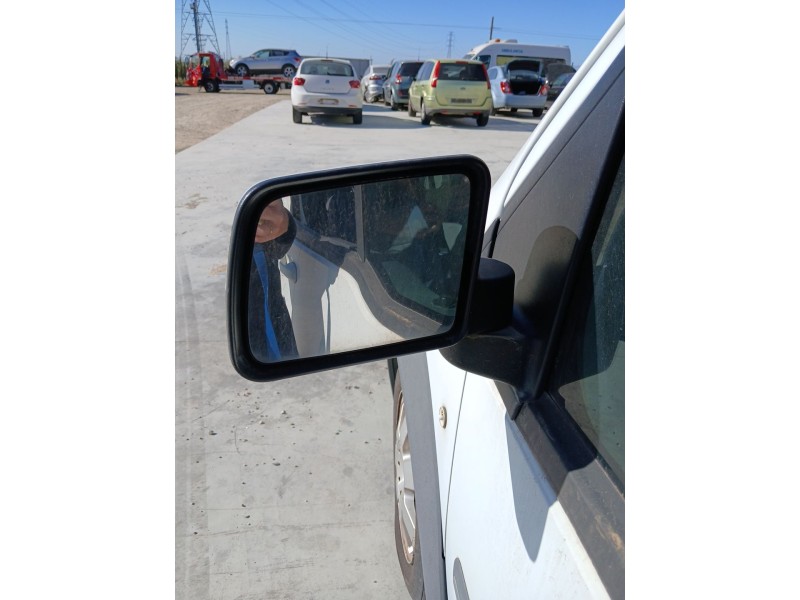 Recambio de retrovisor izquierdo para ford tourneo connect 1.8 tdci referencia OEM IAM   