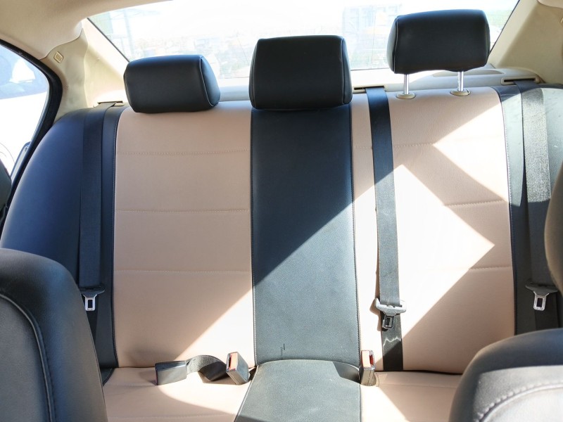 Recambio de asientos traseros para bmw 3 (e90) 320 i referencia OEM IAM   