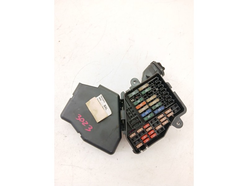 Recambio de caja reles / fusibles para audi a6 c6 (4f2) 2.7 tdi referencia OEM IAM 8D1941824  