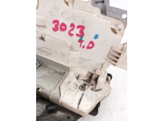 Recambio de cerradura puerta trasera derecha para audi a6 c6 (4f2) 2.7 tdi referencia OEM IAM    2