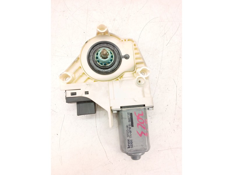 Recambio de motor elevalunas delantero izquierdo para audi a6 c6 (4f2) 2.7 tdi referencia OEM IAM 4F0959801D  