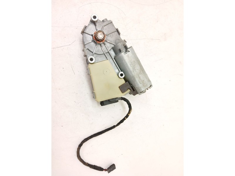 Recambio de motor techo electrico para audi a6 c6 (4f2) 2.7 tdi referencia OEM IAM 4B0959591J  
							
