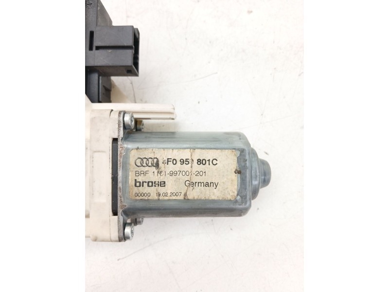 Recambio de motor elevalunas trasero izquierdo para audi a6 c6 (4f2) 2.7 tdi referencia OEM IAM 4F0959801C  