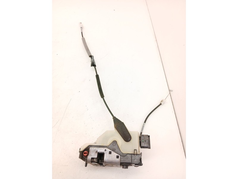Recambio de cerradura puerta trasera izquierda para peugeot 2008 i (cu_) 1.2 vti referencia OEM IAM 9688080080  