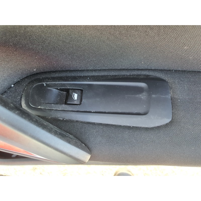 Recambio de mando elevalunas delantero derecho para peugeot 308 sw 1.6 blue-hdi fap referencia OEM IAM   