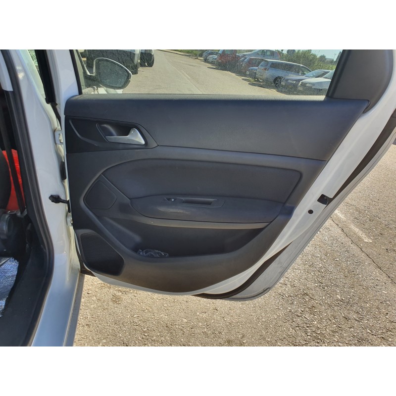 Recambio de guarnecido puerta trasera derecha para peugeot 308 sw 1.6 blue-hdi fap referencia OEM IAM   