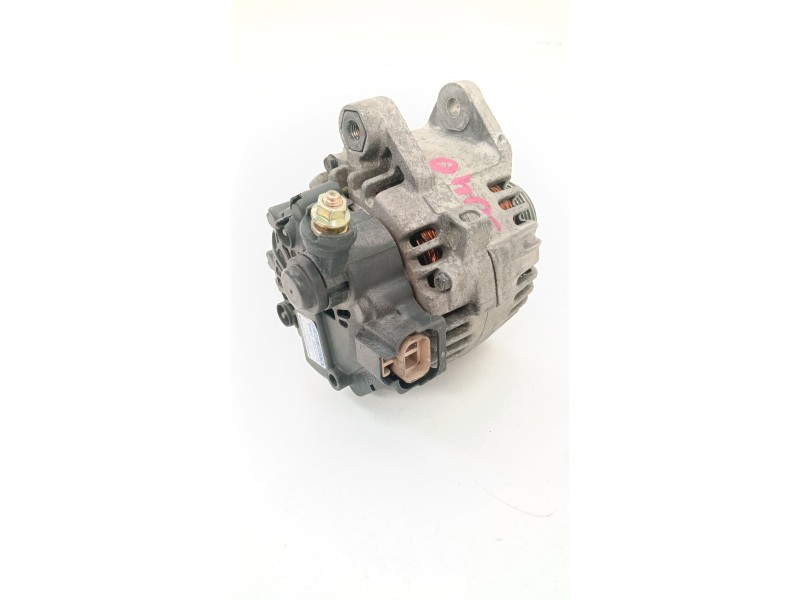 Recambio de alternador para kia cerato i hatchback (ld) 1.6 crdi referencia OEM IAM 373002A110  