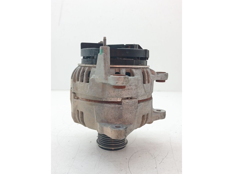 Recambio de alternador para dodge caliber 2.0 crd referencia OEM IAM 0124525128  
