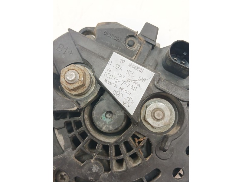 Recambio de alternador para dodge caliber 2.0 crd referencia OEM IAM 0124525128  
							