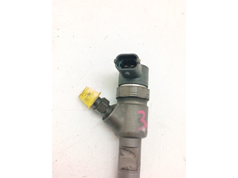 Recambio de inyector para fiat punto (199_) 1.3 d multijet referencia OEM IAM 0445110351  
							