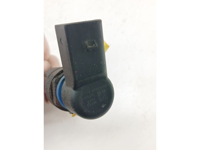 Recambio de inyector para ford tourneo connect 1.8 tdci referencia OEM IAM 7T1Q9F593AB  
							