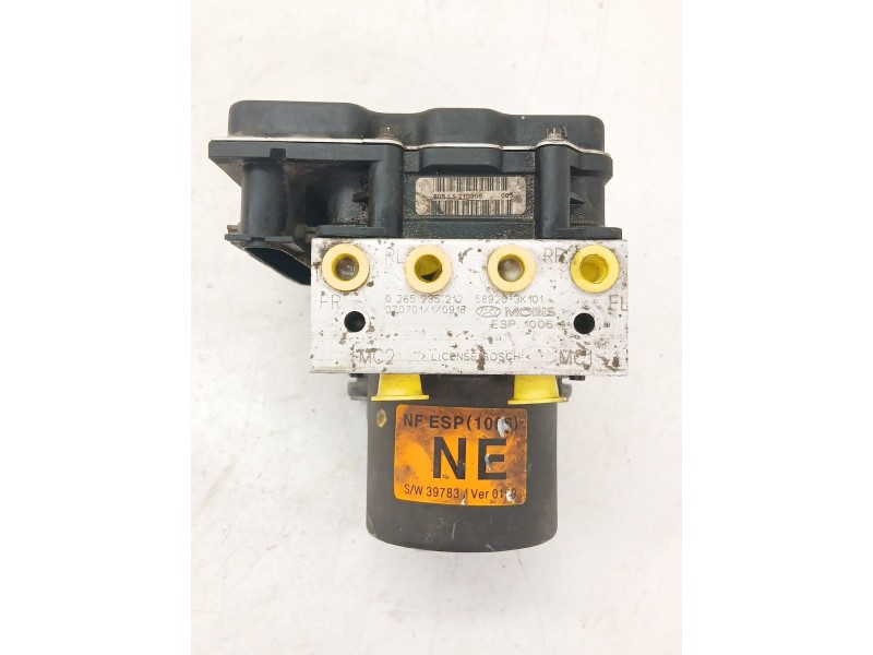 Recambio de abs para hyundai sonata v (nf) 2.0 crdi referencia OEM IAM 589203k101  