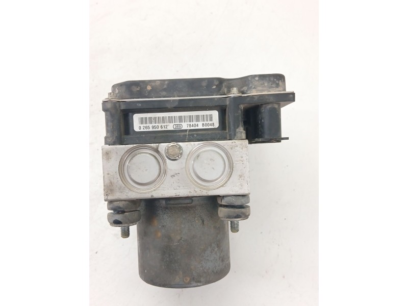 Recambio de abs para hyundai sonata v (nf) 2.0 crdi referencia OEM IAM 589203k101  
